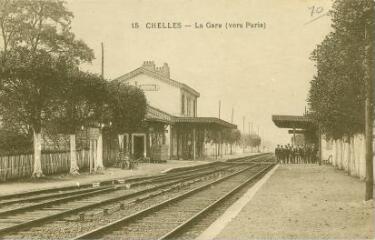 1 vue  - Chelles - La Gare (vers Paris) (ouvre la visionneuse)