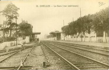 1 vue  - Chelles - La Gare (vue intérieure) (ouvre la visionneuse)
