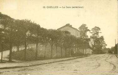 1 vue  - Chelles - La Gare (extérieur) (ouvre la visionneuse)