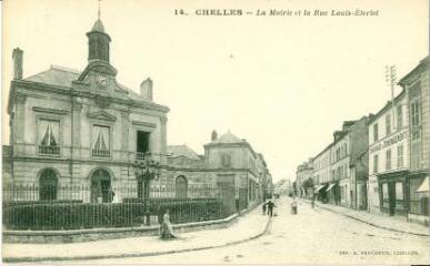 1 vue  - Chelles - La Mairie et la Rue Louis-Eterlet (ouvre la visionneuse)