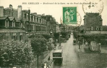 1 vue  - Chelles - Boulevard de la Gare, vu du Pont du Chemin de fer (ouvre la visionneuse)