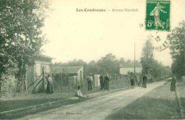 1 vue  - Les Coudreaux - Avenue Humbolt (ouvre la visionneuse)