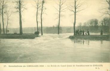 1 vue  - Les inondations de 1910 Chelles - La brèche du Canal (cause l\'envahissement de Chelles) (ouvre la visionneuse)