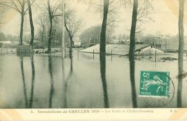 1 vue  - Les inondations de 1910 Chelles - Les Docks de Chelles-Gournay (ouvre la visionneuse)